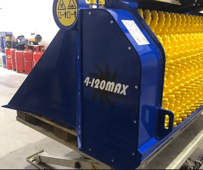 4 rotorer
1200 mm bred
For 10-16 tons gravemaskiner
eller 6-10 tons læssemaskiner