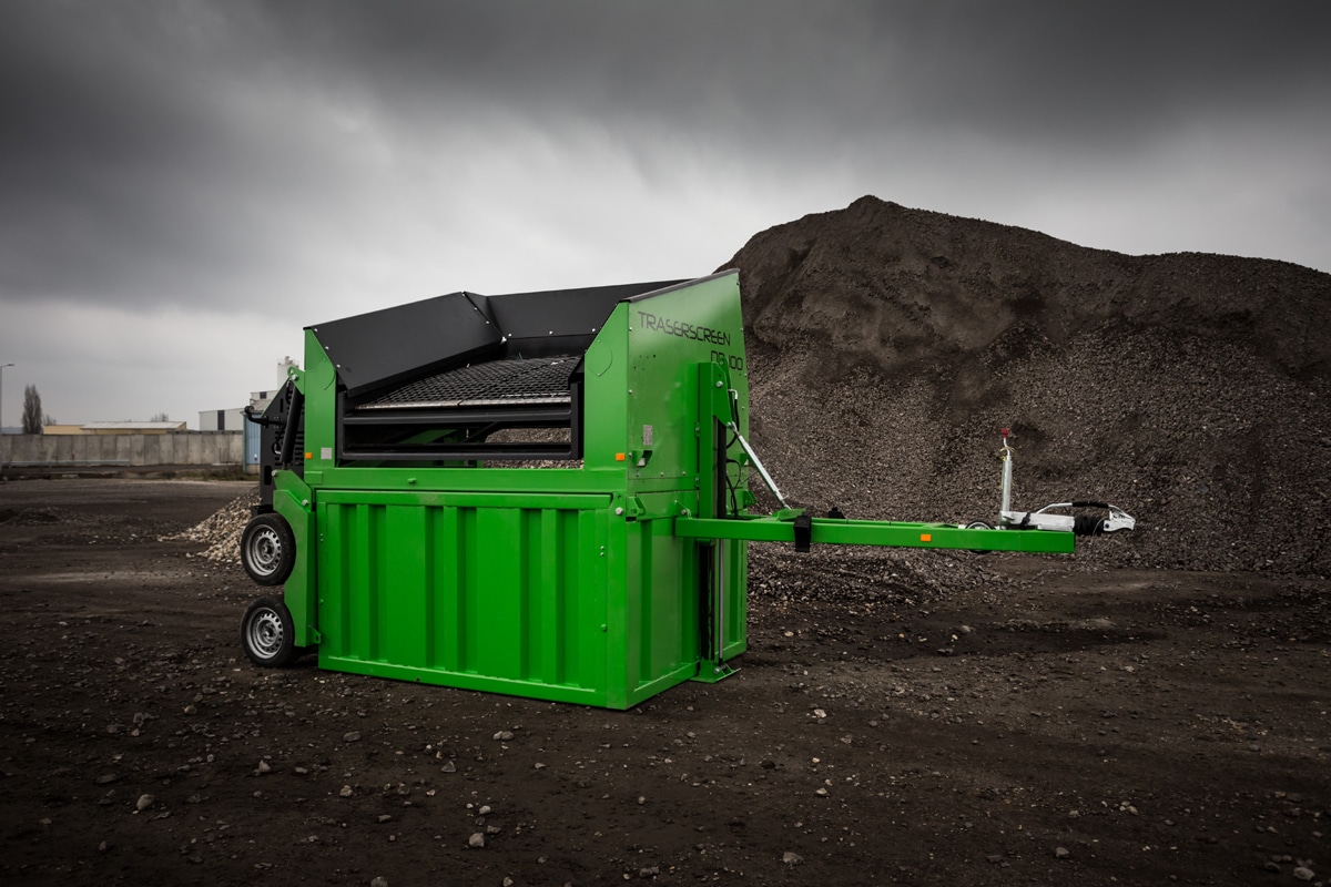 Output 37-150 tons/time
Tragt bredde 2500 mm
Sorteringsareal 3,24 m2